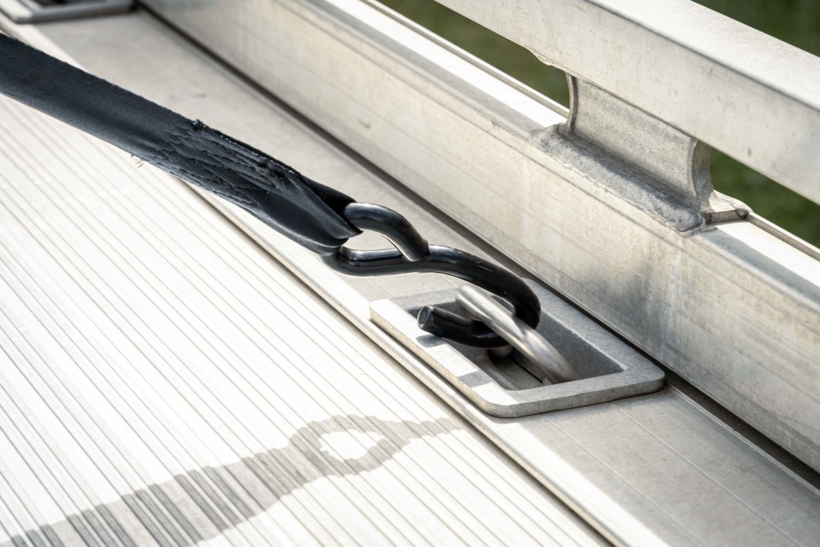 BulletProof Heavy Duty 2" Auto Retractable Ratchet Strap